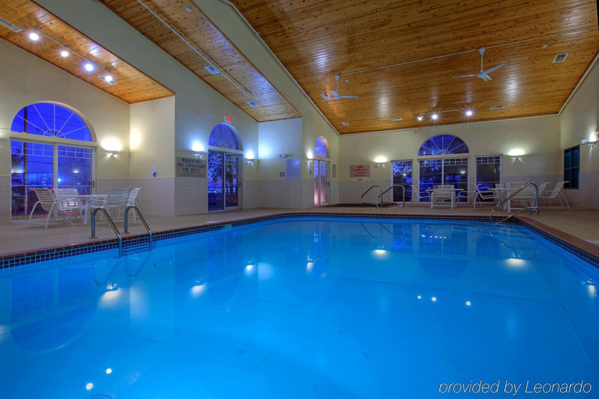 Country Inn & Suites By Radisson, Mason City, Ia Екстер'єр фото