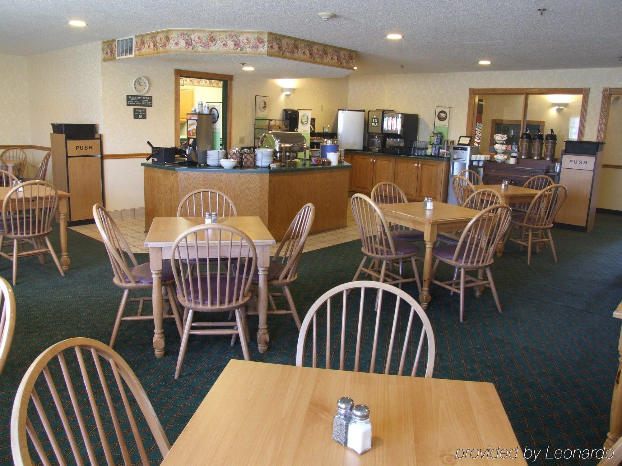 Country Inn & Suites By Radisson, Mason City, Ia Екстер'єр фото