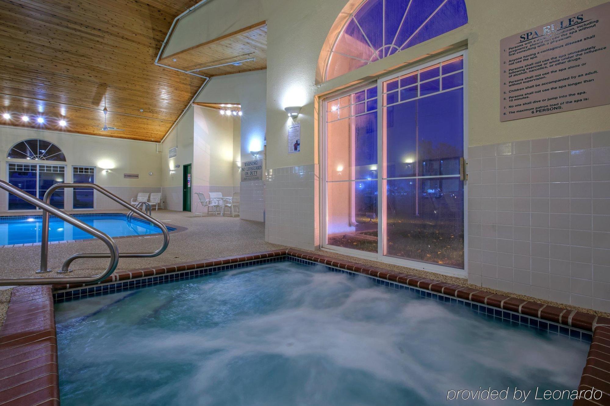 Country Inn & Suites By Radisson, Mason City, Ia Екстер'єр фото
