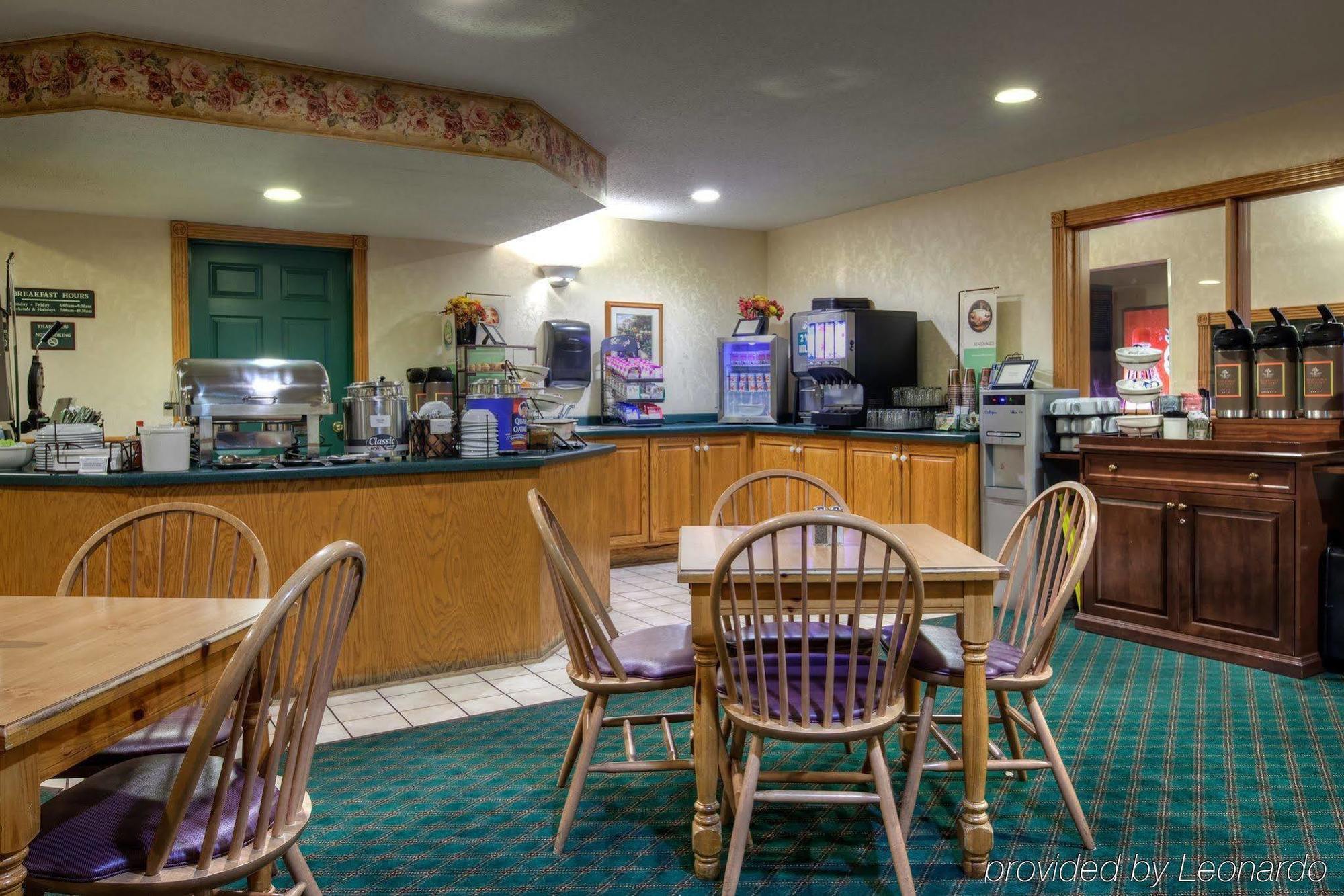 Country Inn & Suites By Radisson, Mason City, Ia Екстер'єр фото